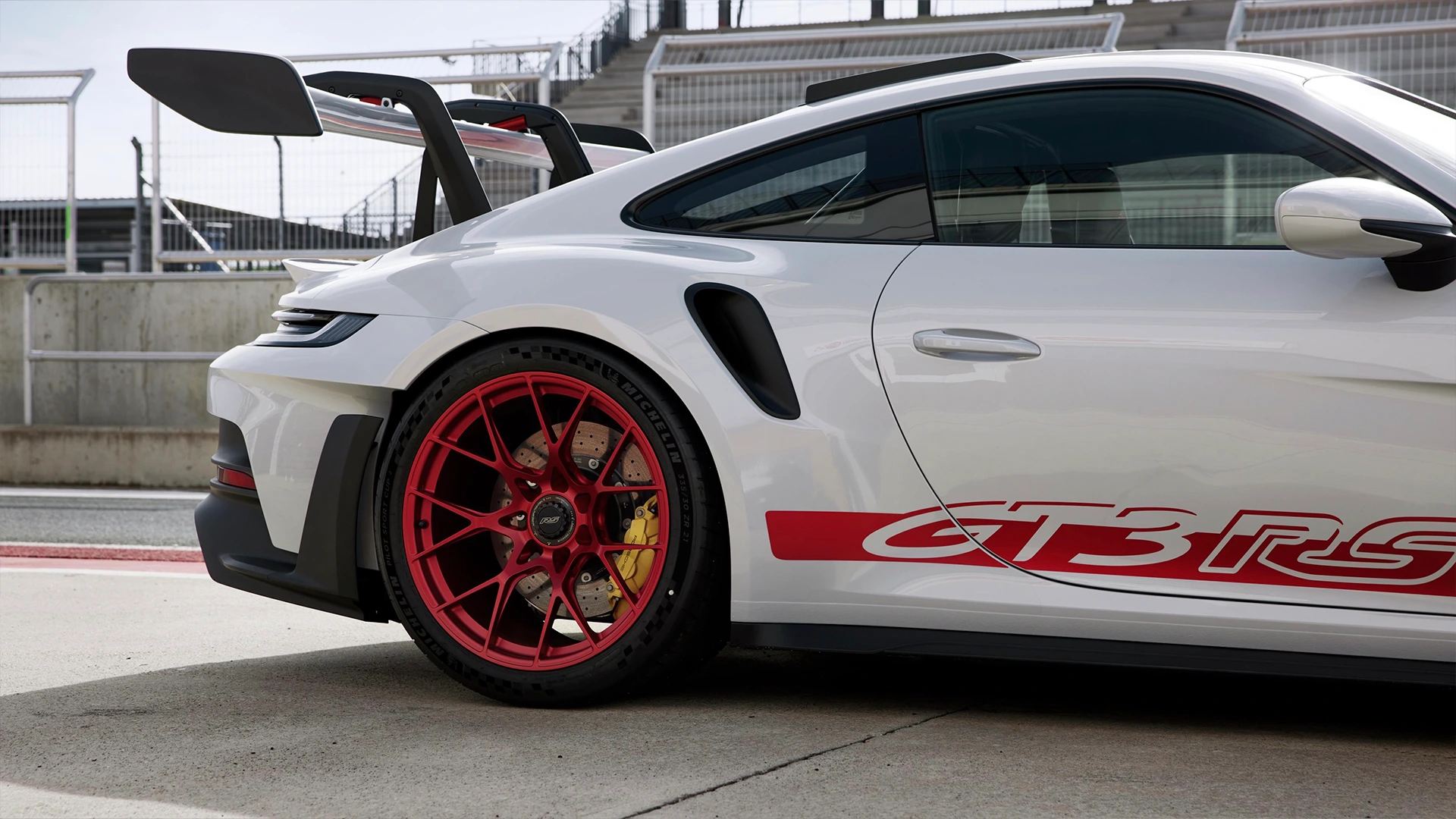 Porsche 911 GT3 RS 2025_50