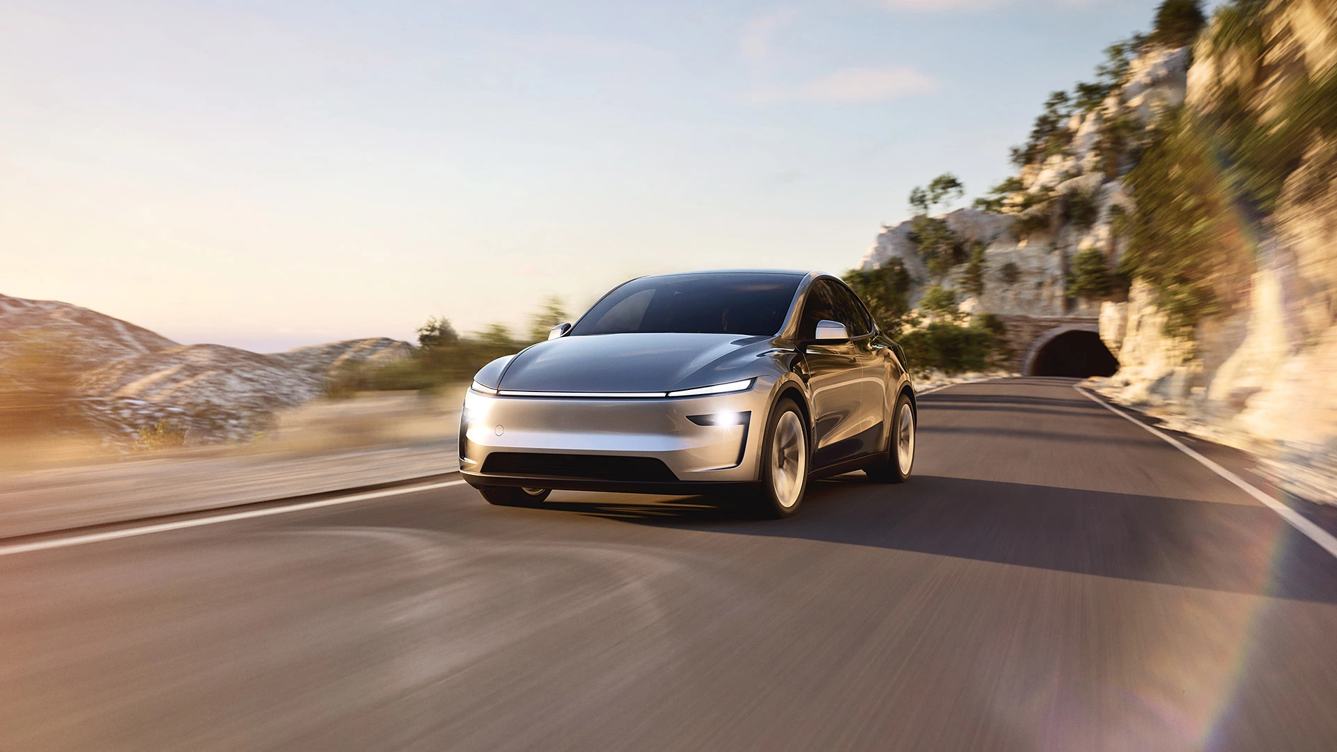 Tesla Model Y 2025_8