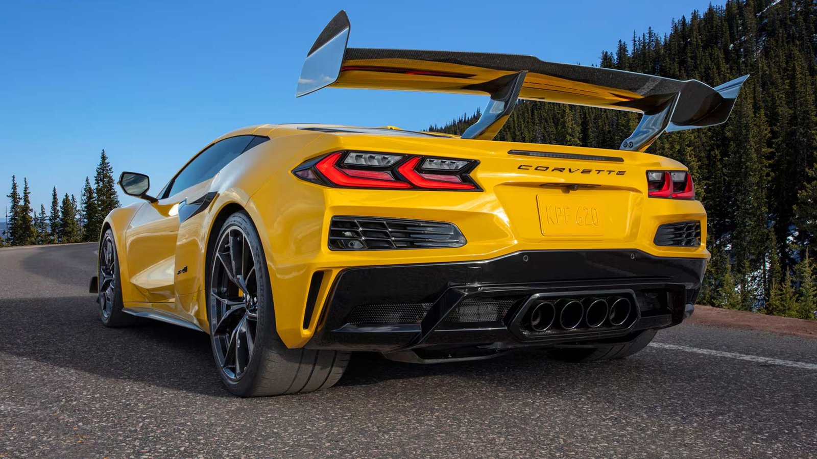 Chevrolet-Corvette-ZR1-2026 (17)